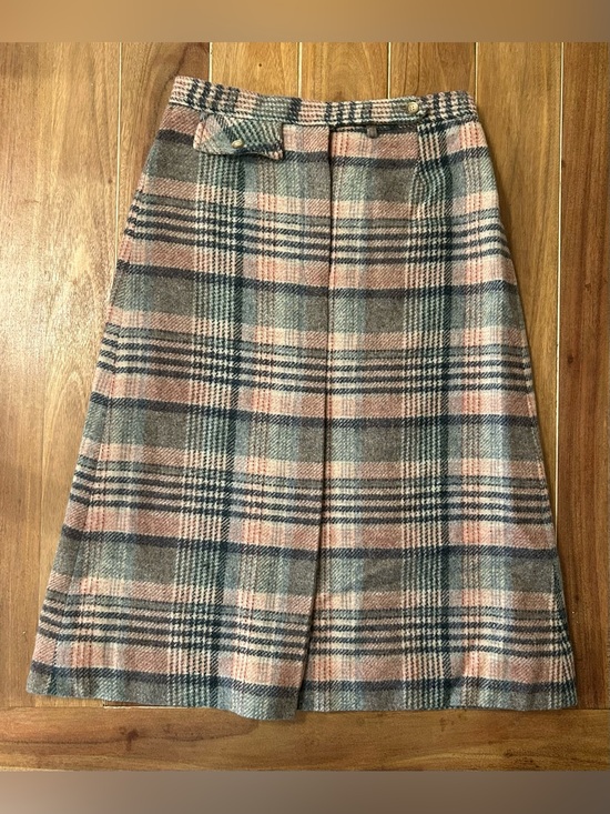 Dresses & Skirts - Vintage‎ Gordon of Philadelphia 100% wool skirt